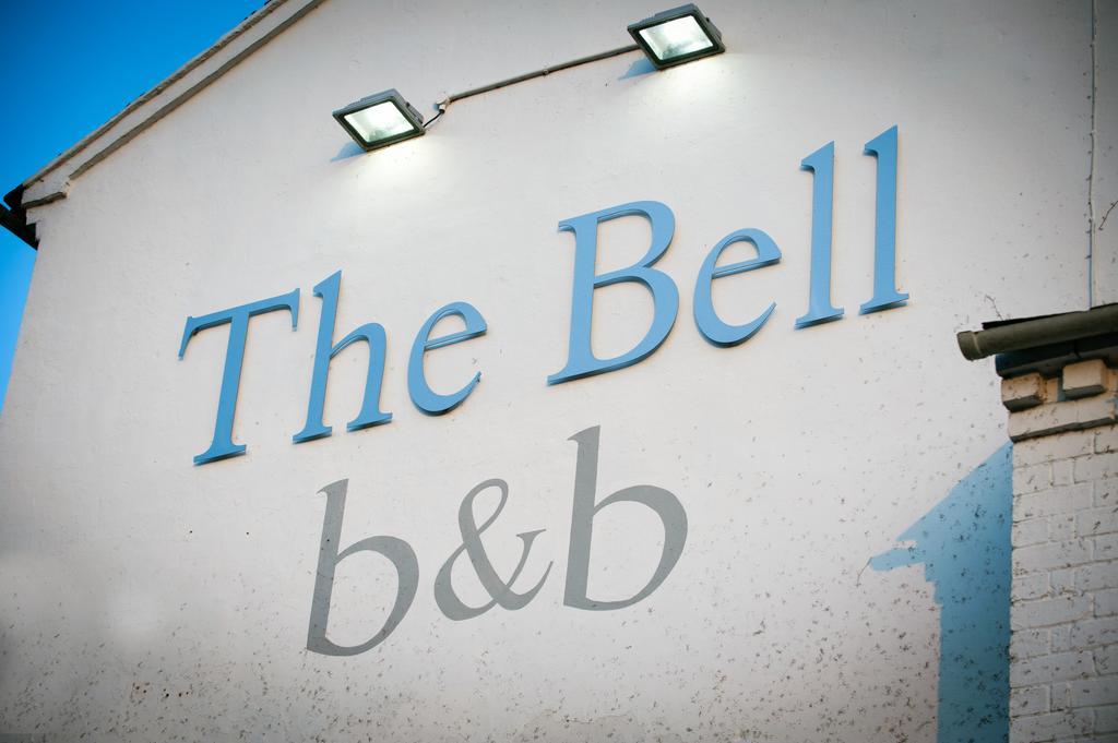 לינה וארוחת בוקר סטרטפורד-אפון-אבון The Bell, Alderminster מראה חיצוני תמונה